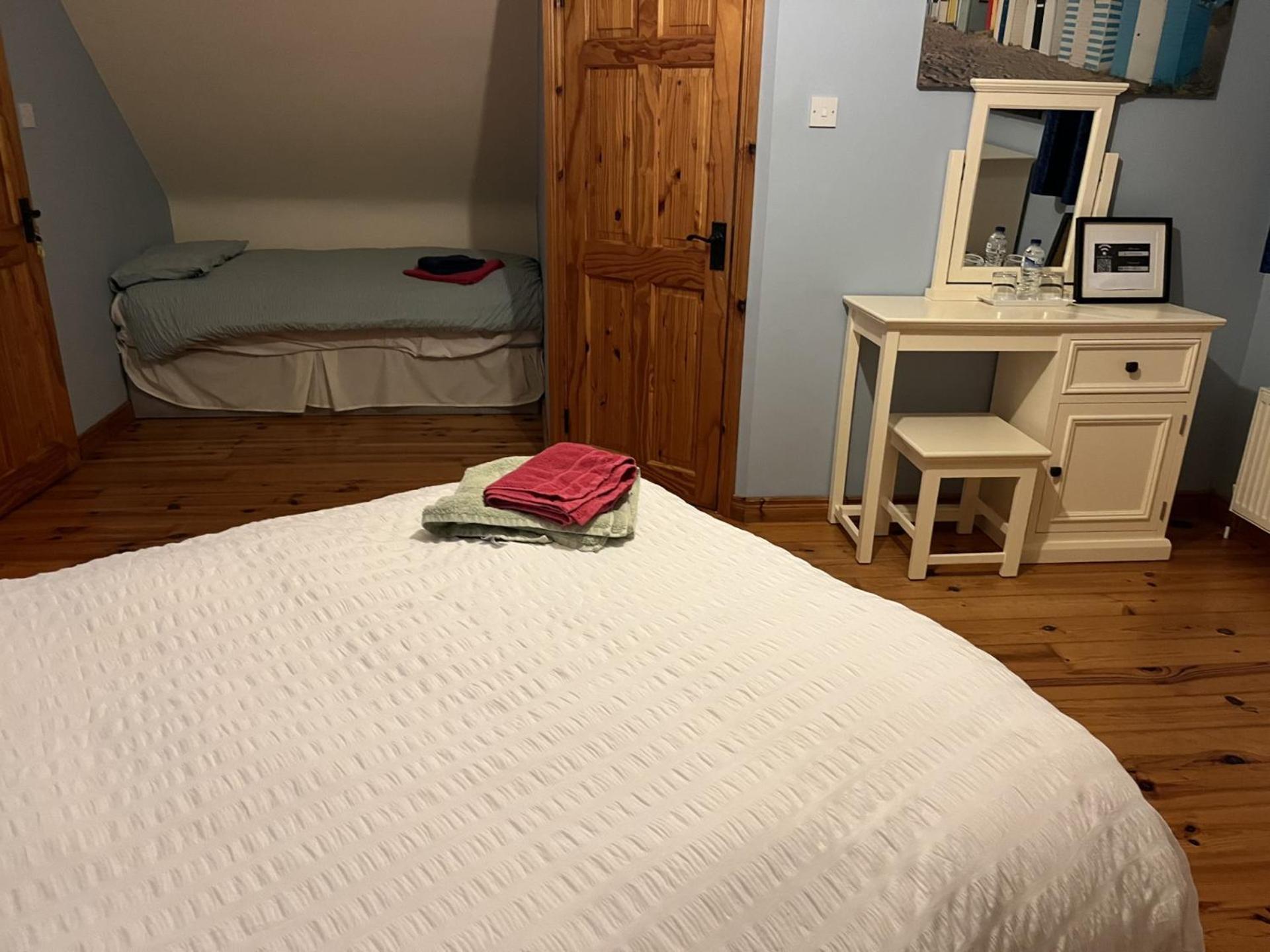 Oughterard Homeshare Killarone Екстериор снимка